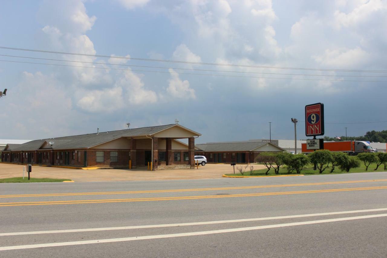 Nationwide 9 Inn Wynne Luaran gambar